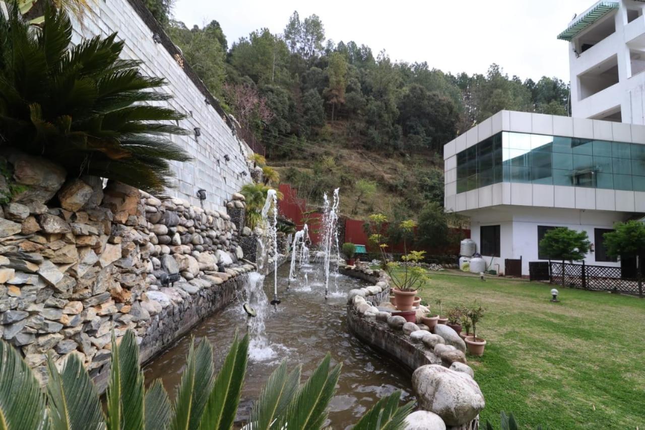 Sumeru Resort Pithorāgarh Exterior foto